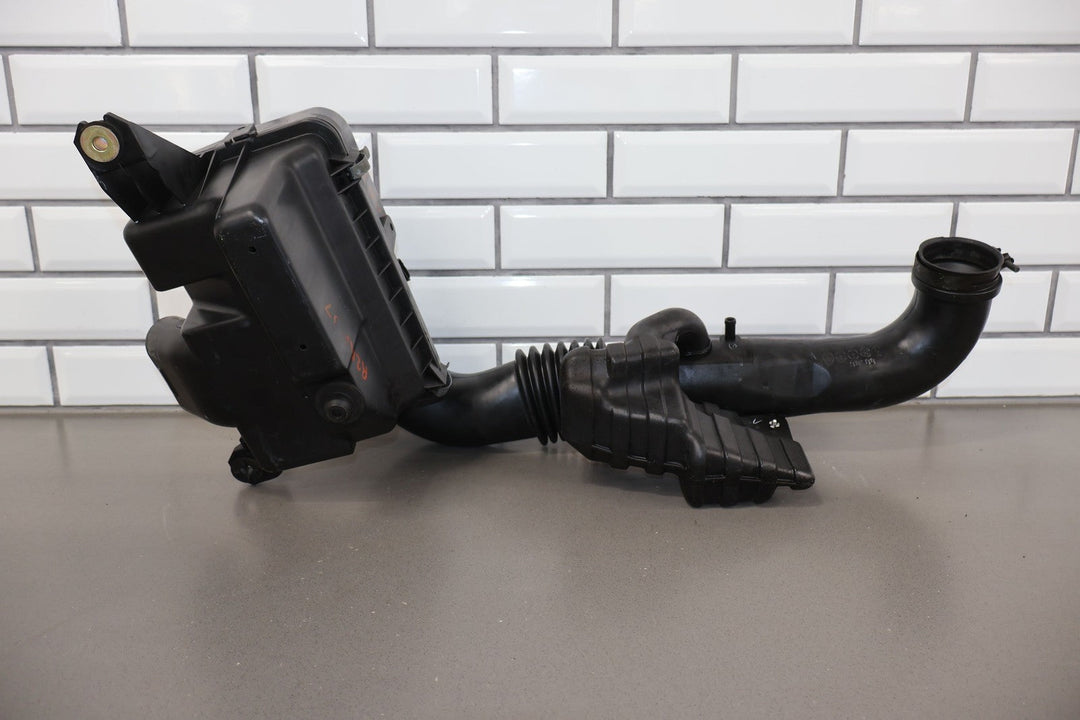 99 - 02 Mazda Miata NB 1.8L OEM Air Box Cleaner W/ Intake Tube/Snorkel/Lid/MAF