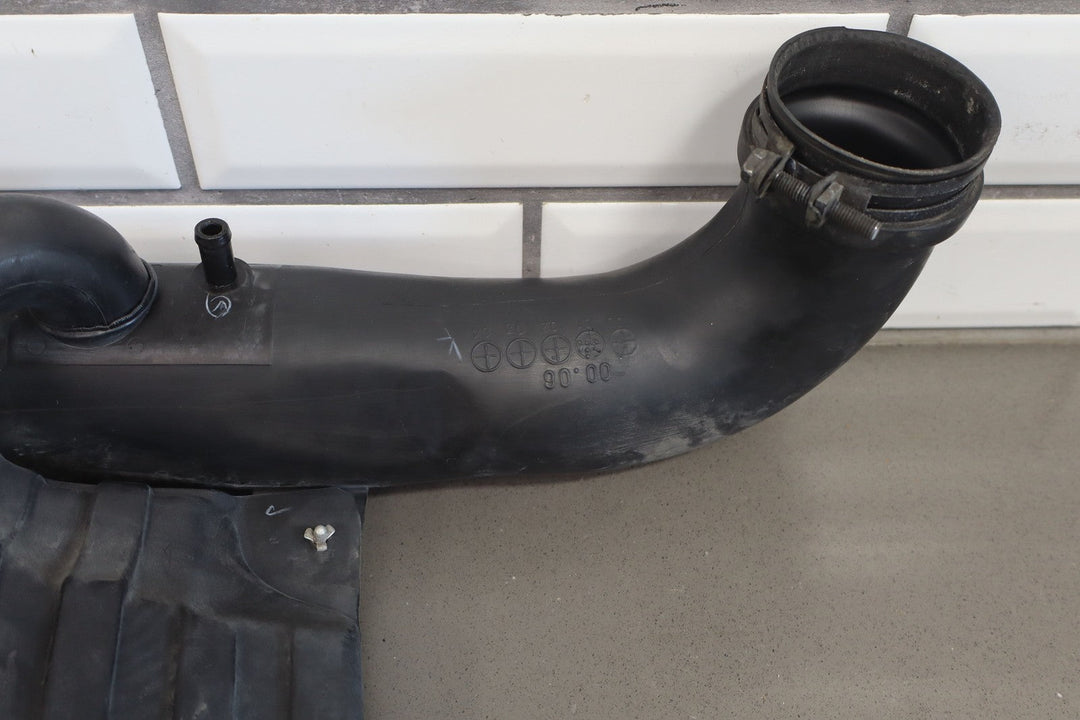 99 - 02 Mazda Miata NB 1.8L OEM Air Box Cleaner W/Intake Tube/Lid *No MAF*