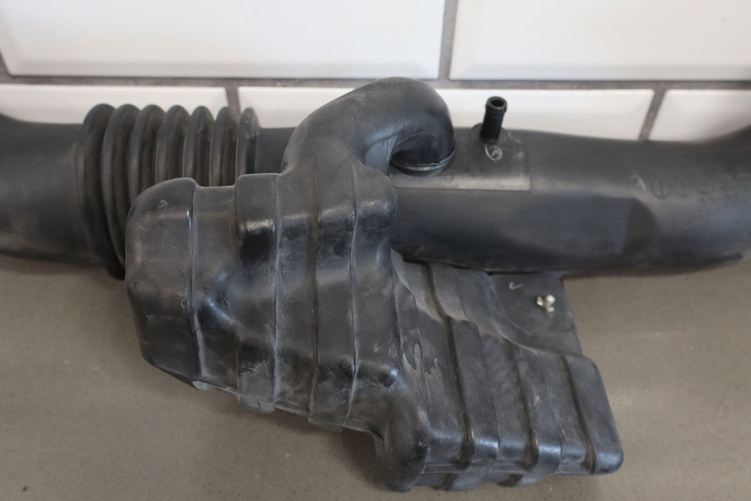 99 - 02 Mazda Miata NB 1.8L OEM Air Box Cleaner W/Intake Tube/Lid *No MAF*