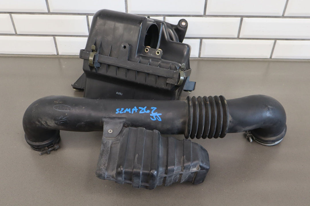 99 - 02 Mazda Miata NB 1.8L OEM Air Box Cleaner W/Intake Tube/Lid *No MAF*