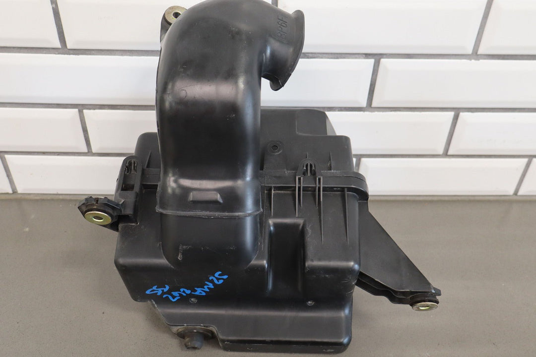 99 - 02 Mazda Miata NB 1.8L OEM Air Box Cleaner W/Intake Tube/Lid *No MAF*