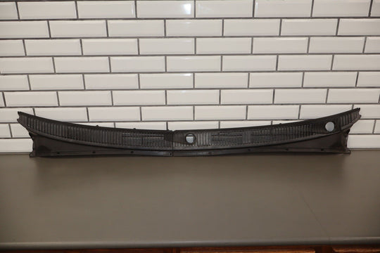 99 - 02 Toyota Land Cruiser 2 Pc OEM Center Cowl Vent Panel