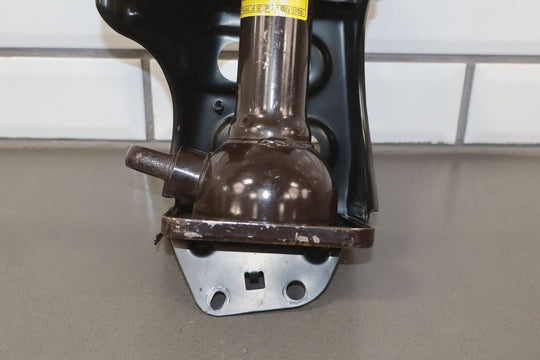 99 - 02 Toyota Land Cruiser / LX470 Emergency Bottle Jack W/Bracket