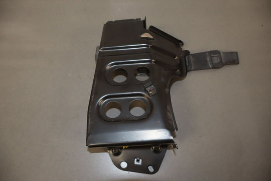 99 - 02 Toyota Land Cruiser / LX470 Emergency Bottle Jack W/Bracket