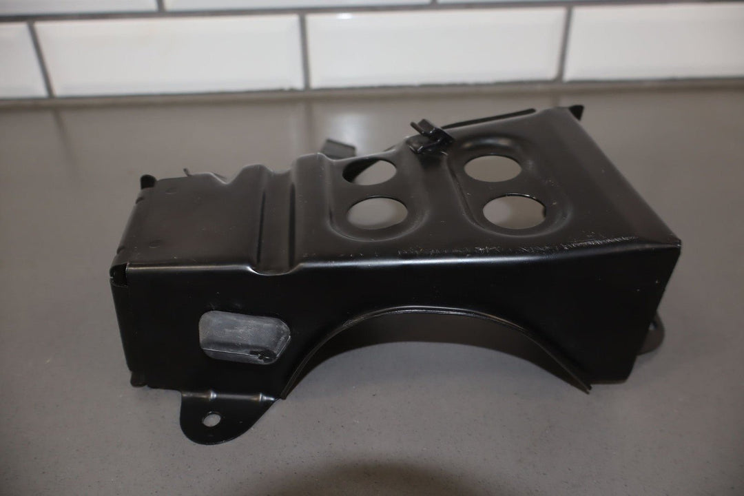 99 - 02 Toyota Land Cruiser / LX470 Emergency Bottle Jack W/Bracket