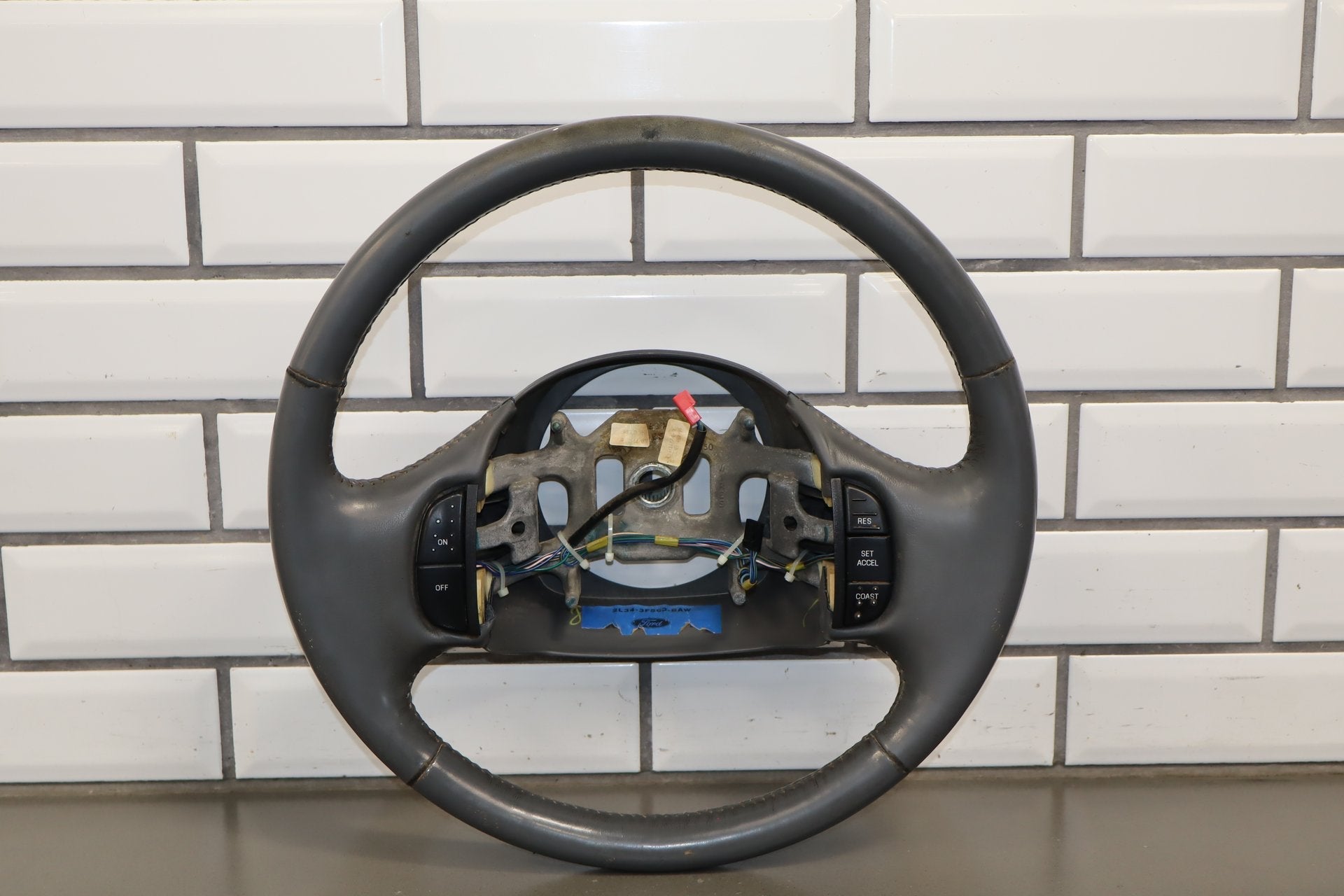 99-04 Ford F-250 F-350 Super Duty Steering Wheel OEM Gray Leather