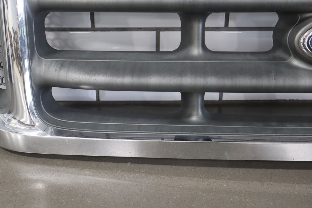 99 - 04 Ford F - 250 OEM Chrome Front Bumper Weathered See Photos