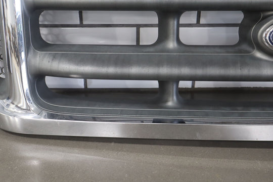 99 - 04 Ford F - 250 OEM Chrome Front Bumper Weathered See Photos