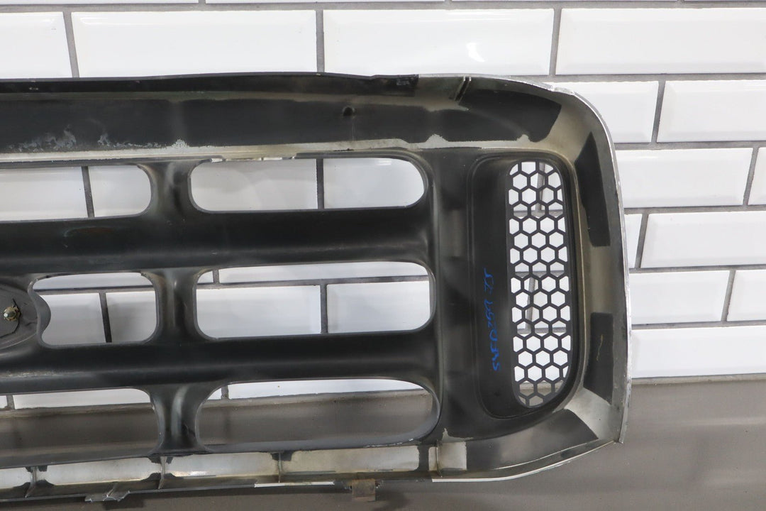 99 - 04 Ford F - 250 OEM Chrome Front Bumper Weathered See Photos