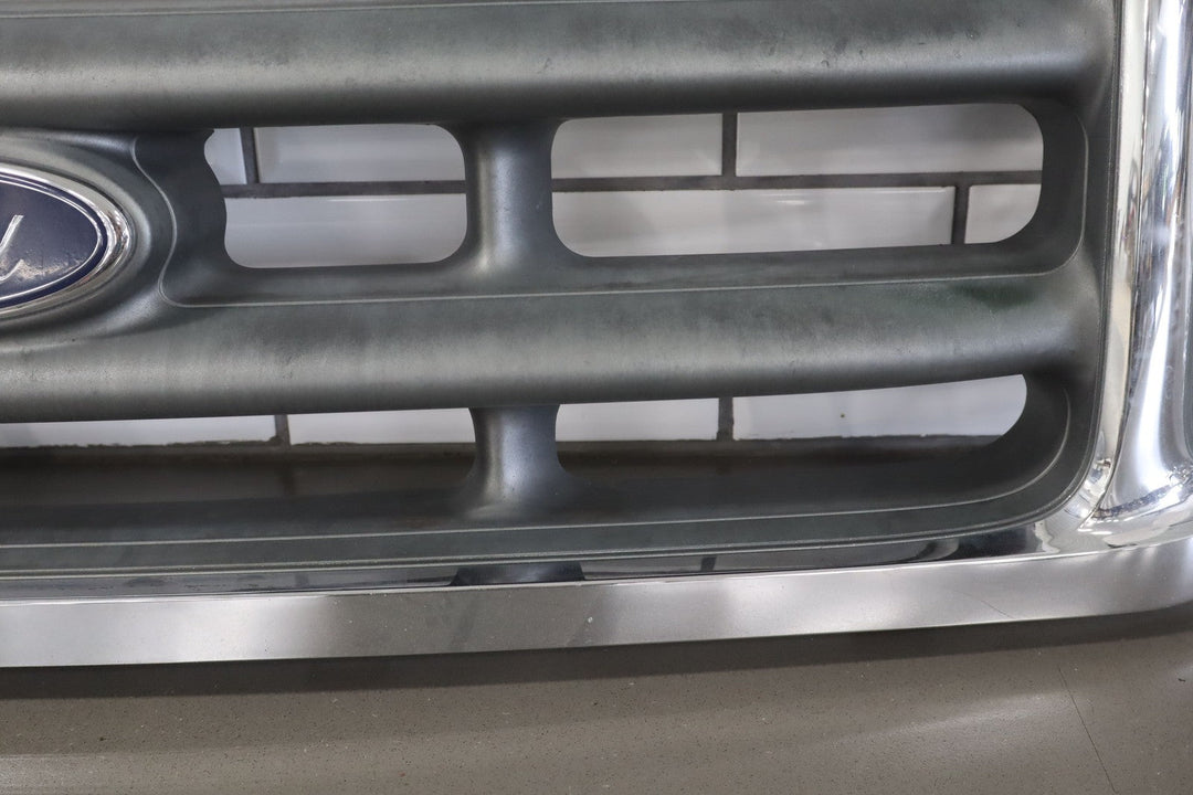 99 - 04 Ford F - 250 OEM Chrome Front Bumper Weathered See Photos