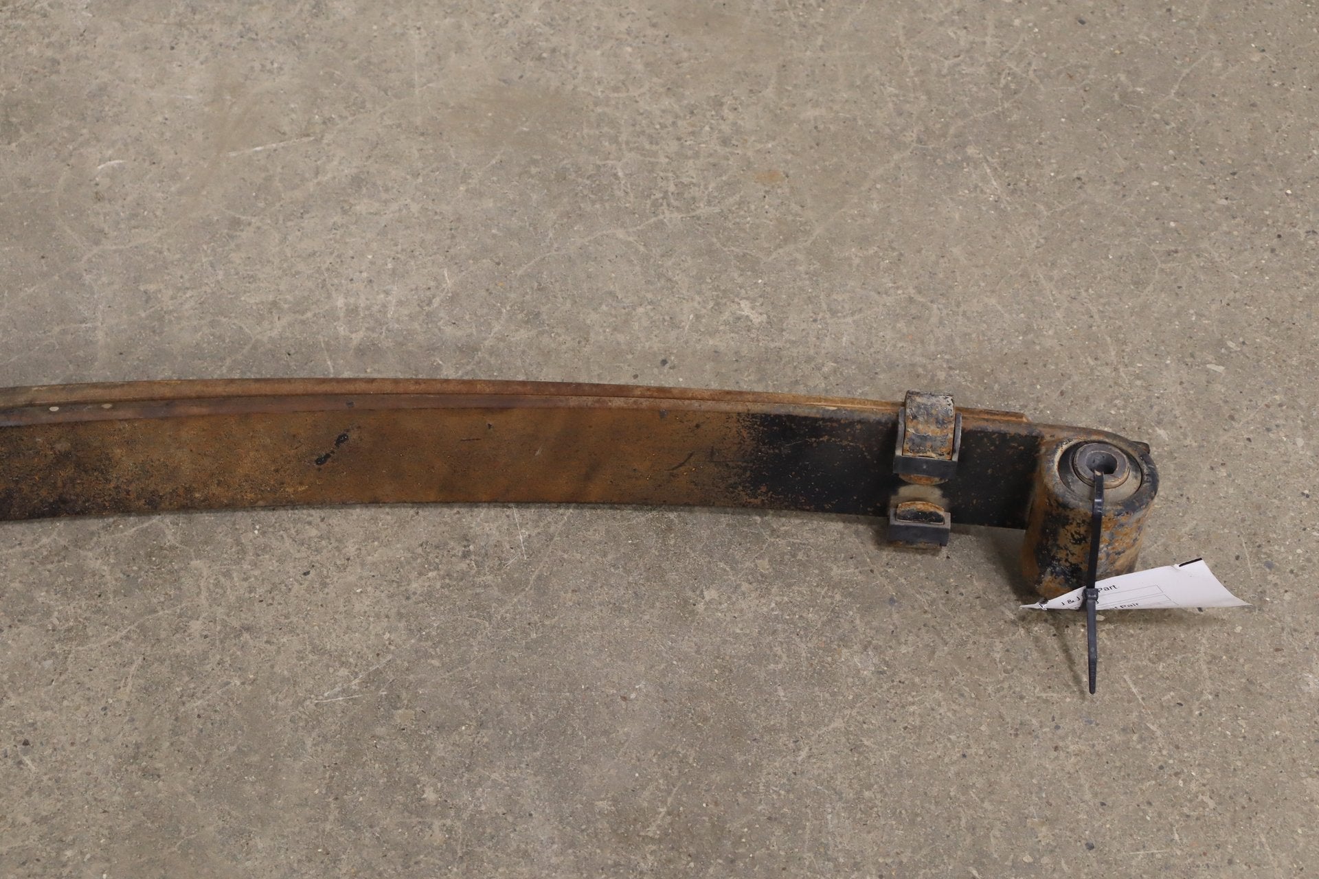 99-04 Ford F250 F350 4WD Front Leaf Spring Pair OEM Southern