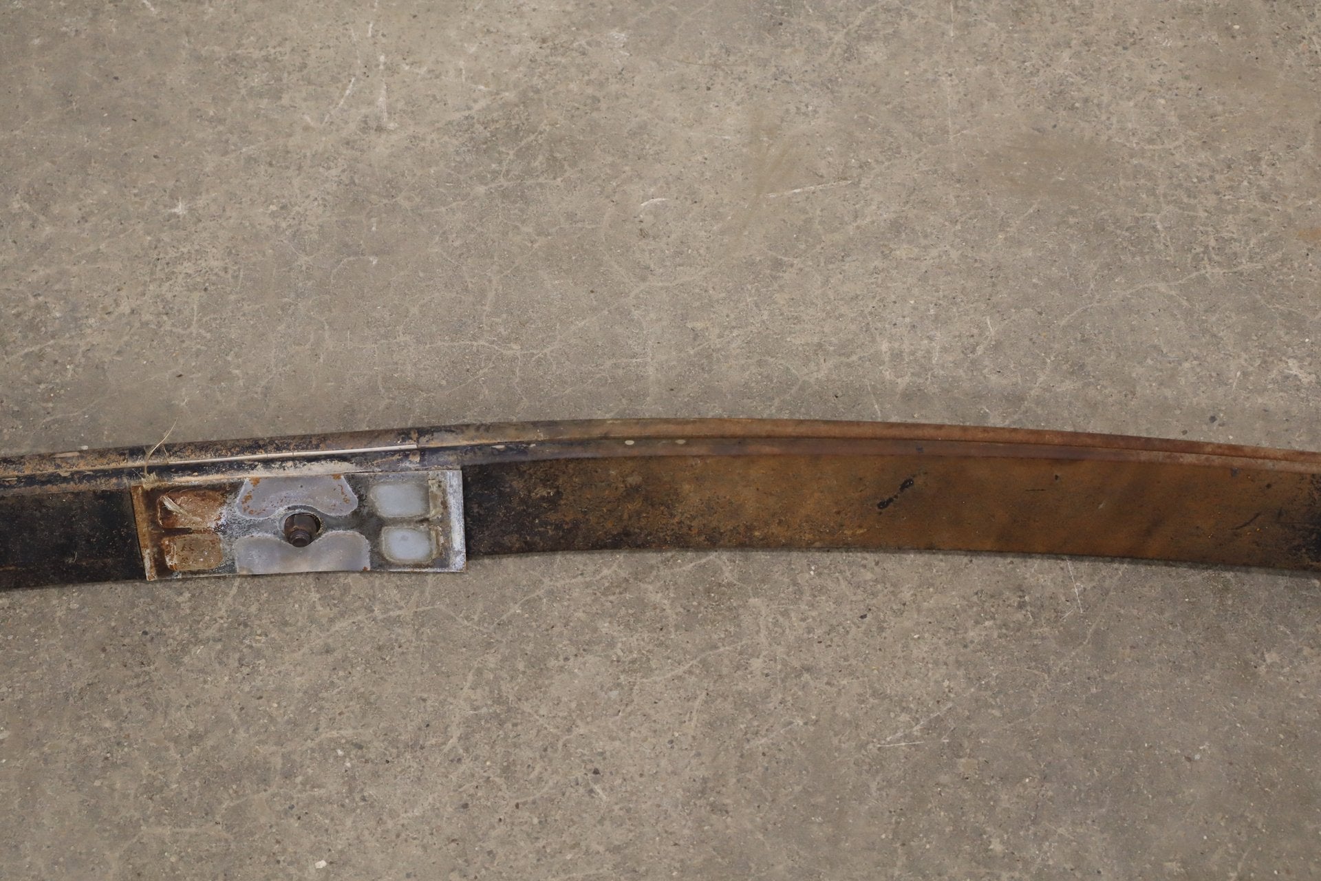 99-04 Ford F250 F350 4WD Front Leaf Spring Pair OEM Southern