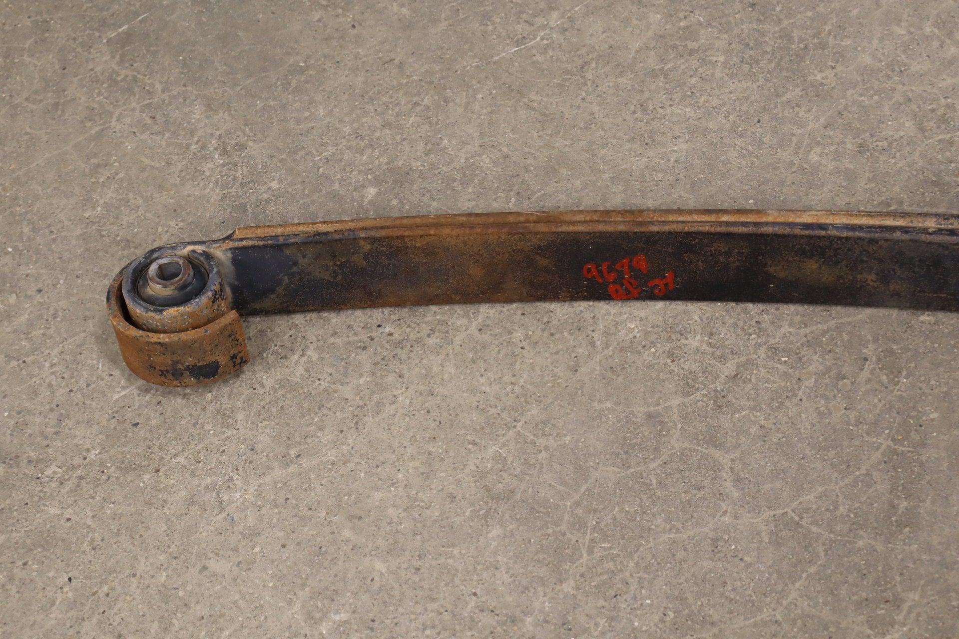 99-04 Ford F250 F350 4WD Front Leaf Spring Pair OEM Southern