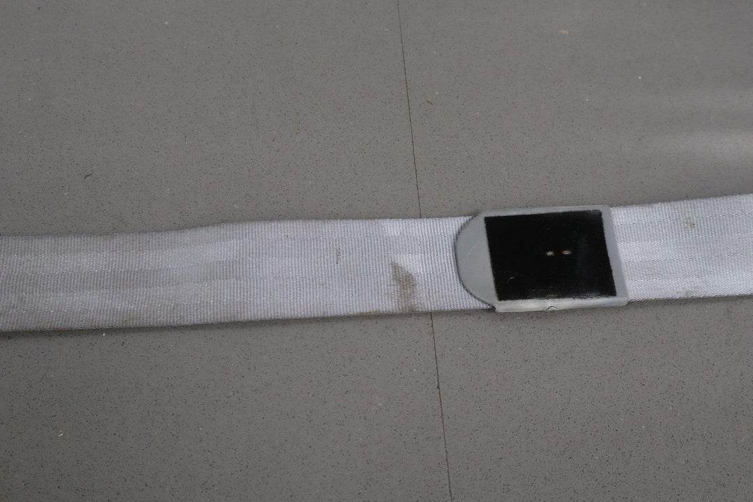 99 - 04 Ford F250 F350 Crew Cab Right Rear Seat Belt Retractor Flint 3E