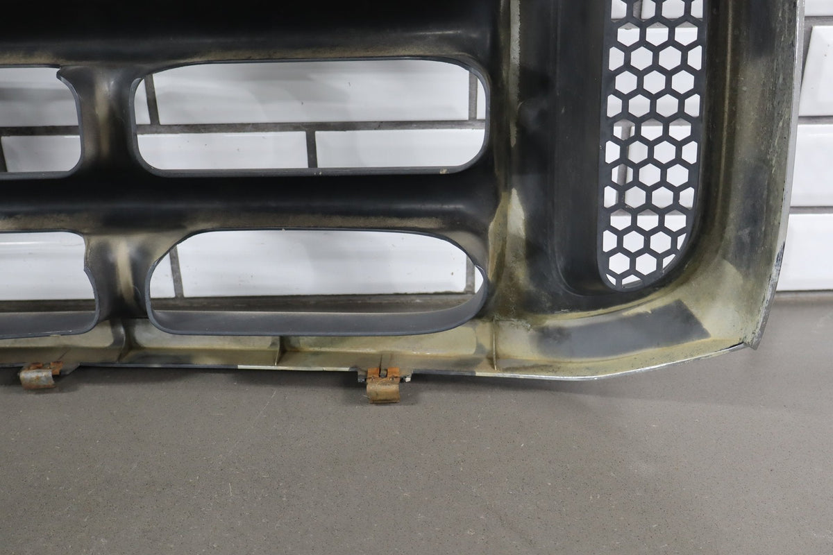 99-04 Ford F250 F350 Super Duty Chrome Grille 1C3Z8200BAA OEM