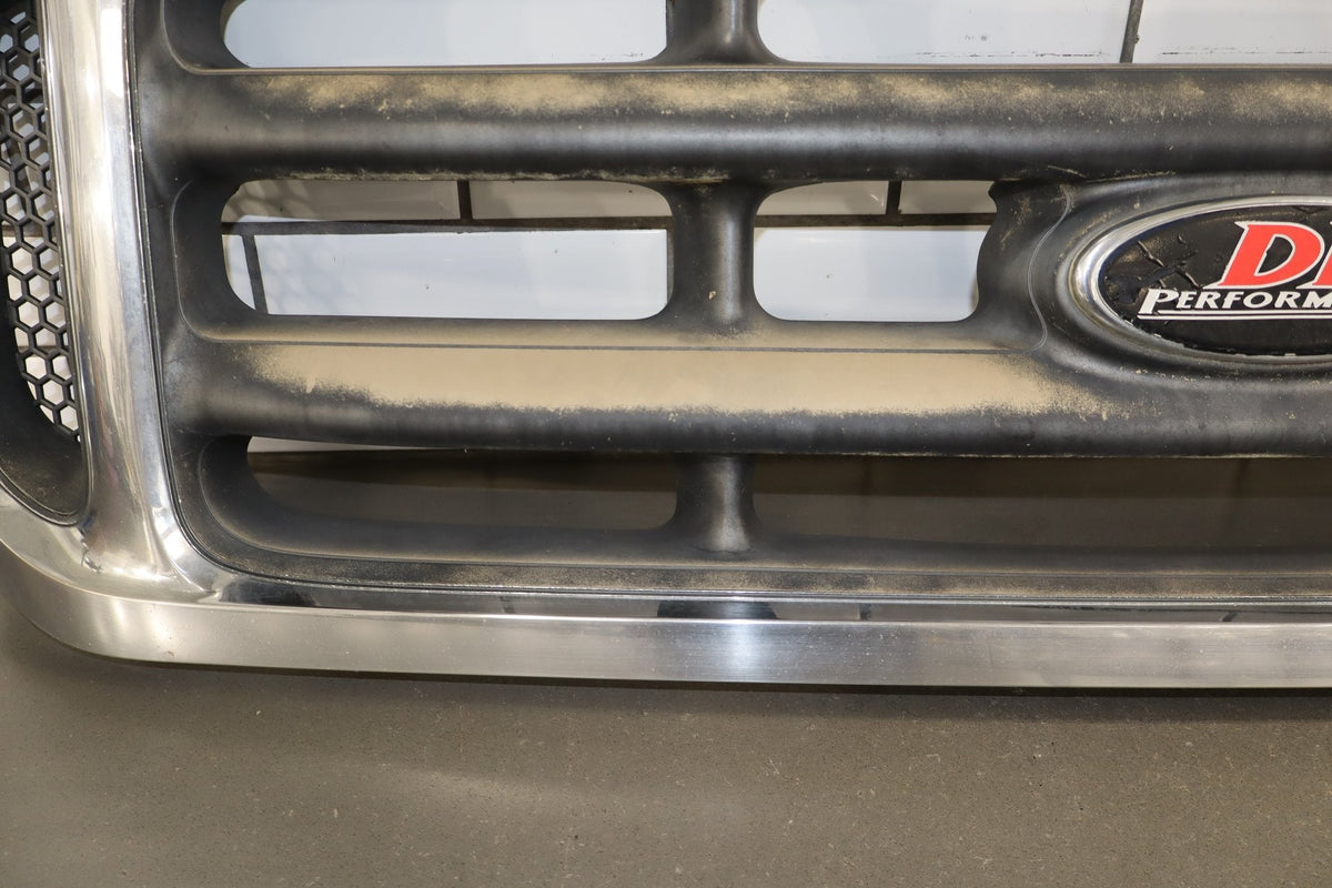 99-04 Ford F250 F350 Super Duty Chrome Grille 1C3Z8200BAA OEM