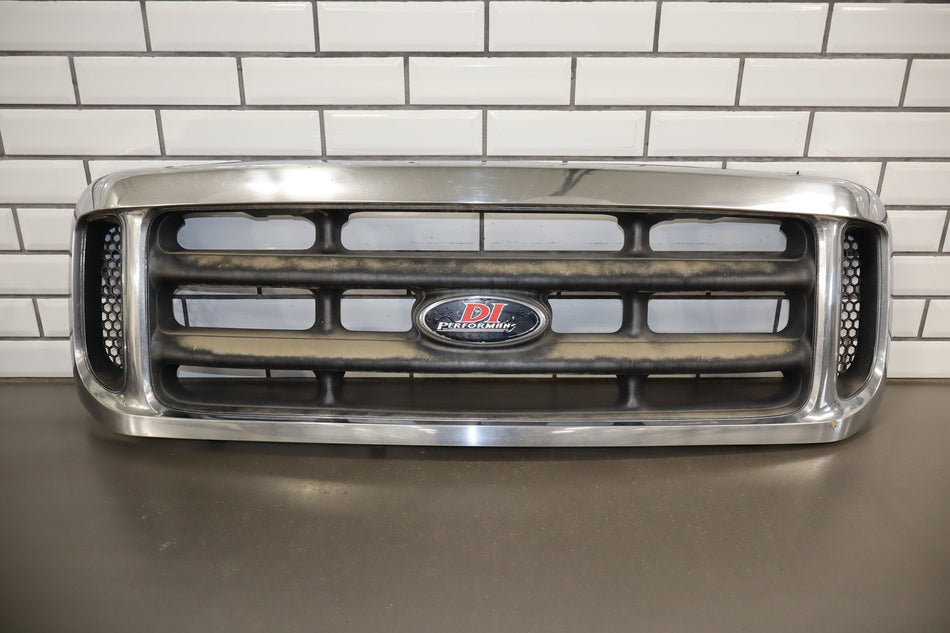 99-04 Ford F250 F350 Super Duty Chrome Grille 1C3Z8200BAA OEM