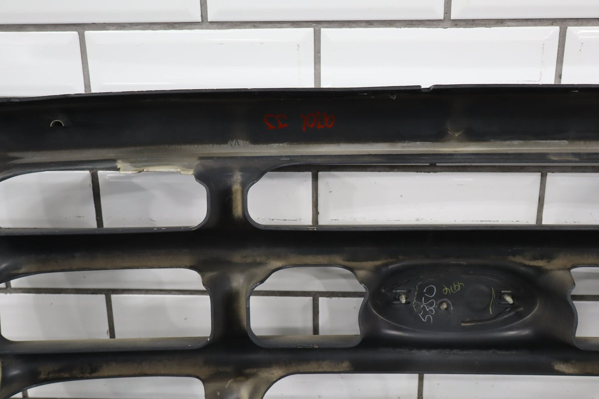 99-04 Ford F250 F350 Super Duty Chrome Grille 1C3Z8200BAA OEM