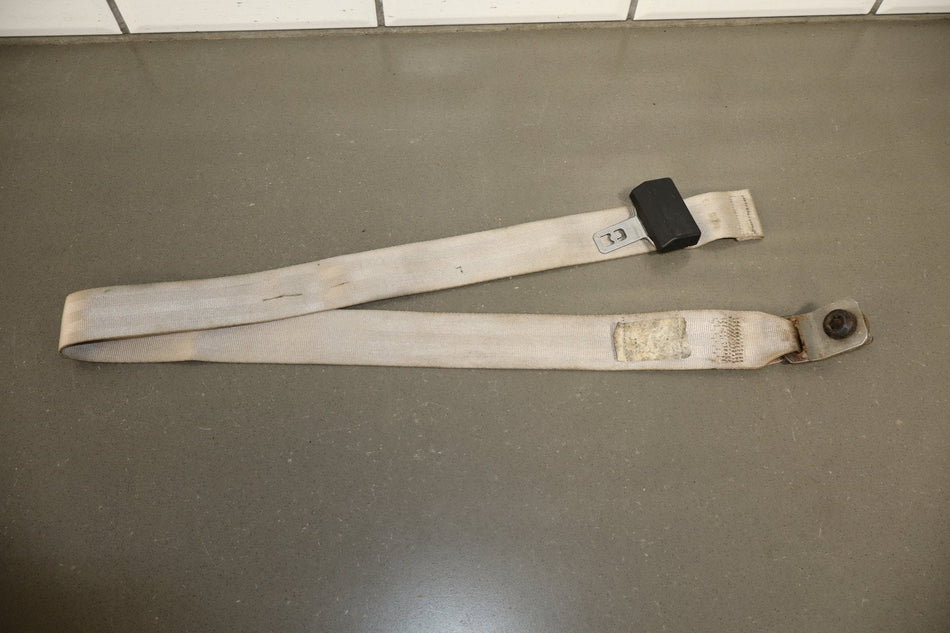 99-04 Ford F250 F350 Super Duty Crew Cab Rear Center Lap Seat Belt OEM