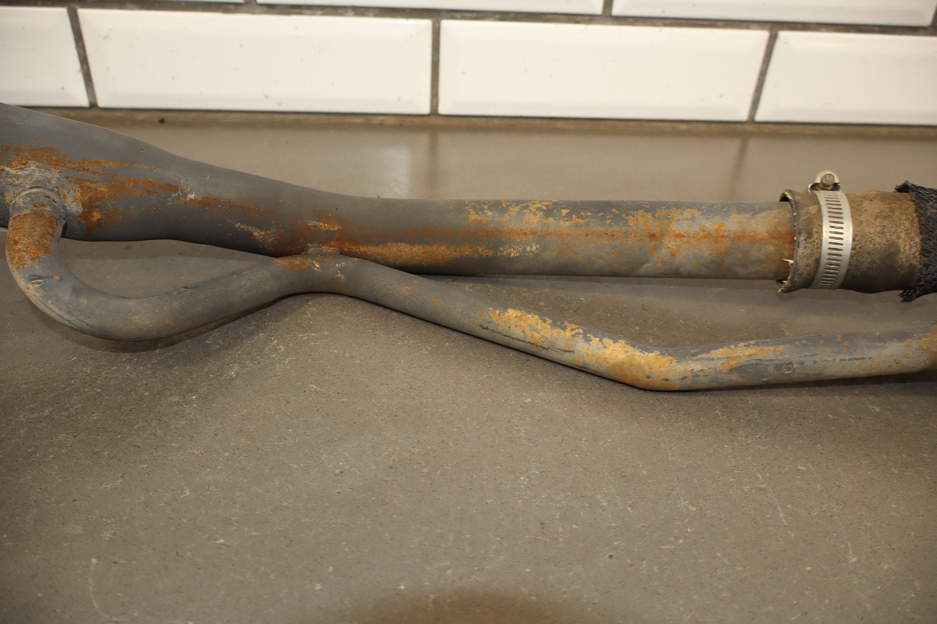 99-04 Ford F250 F350 Super Duty Diesel Fuel Filler Neck OEM