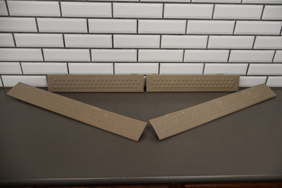 99-04 Ford F250 F350 Super Duty Door Sill Scuff Plate Set of 4 Parchment OEM