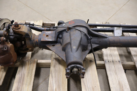 99-04 Ford F250 F350 Super Duty Front Axle 3.73 SRW 4x4 OEM