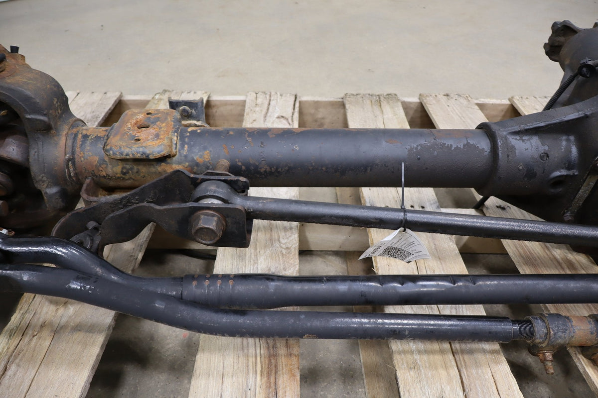 99-04 Ford F250 F350 Super Duty Front Axle 3.73 SRW 4x4 OEM