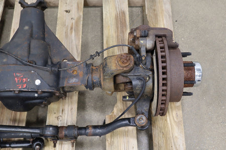 99-04 Ford F250 F350 Super Duty Front Axle 3.73 SRW 4x4 OEM