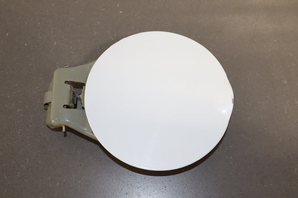 99-04 Ford F250 F350 Super Duty Fuel Filler Door OEM White