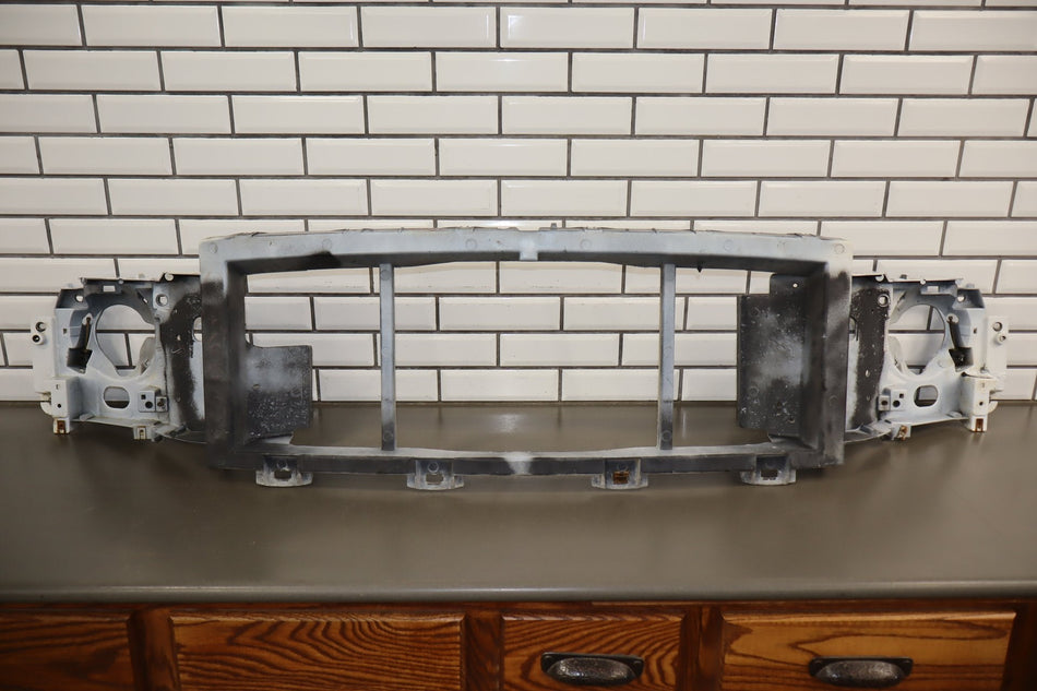 99-04 Ford F250 F350 Super Duty Header Panel Grille Support OEM