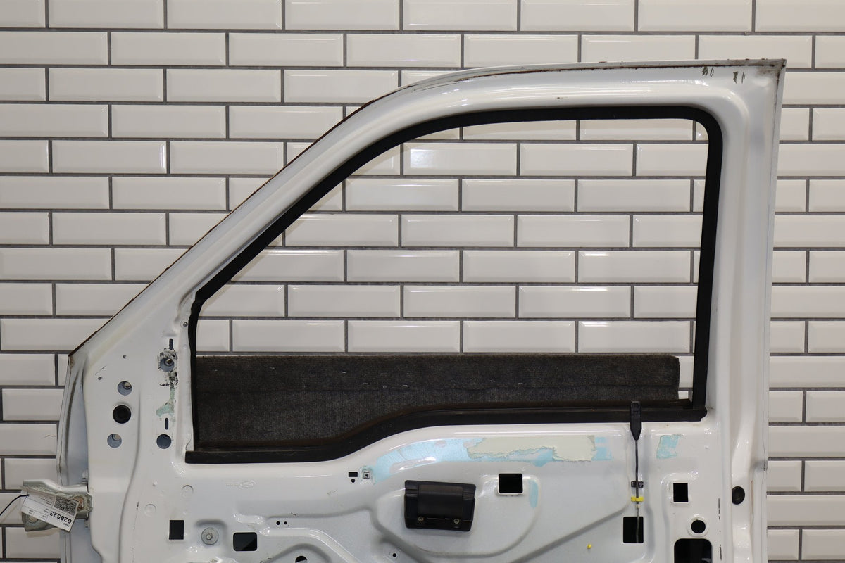 99-04 Ford F250 F350 Super Duty RH Front Door OEM