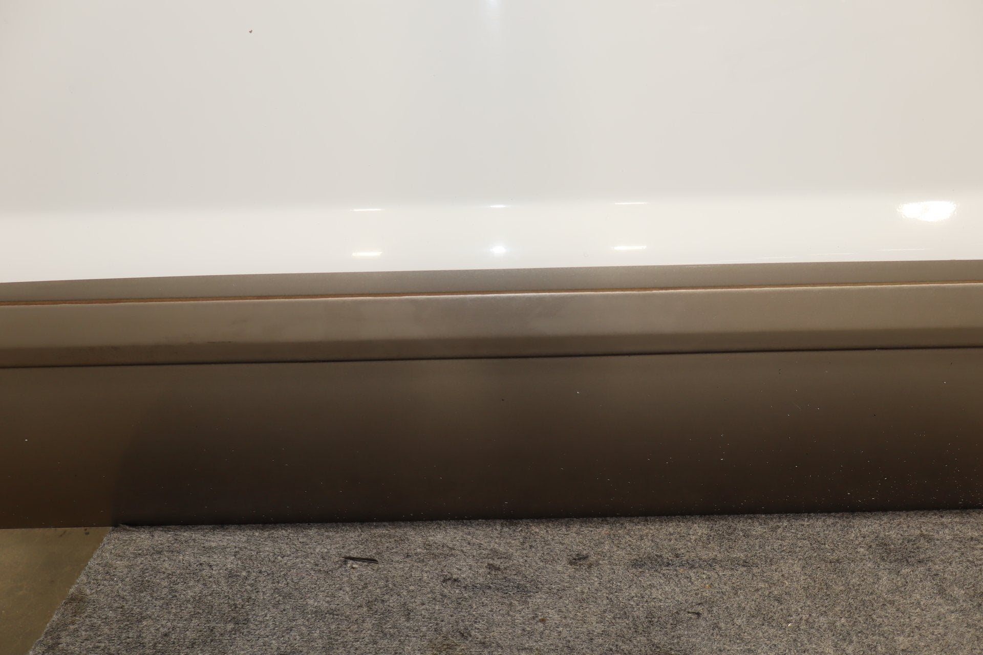 99-04 Ford F250 F350 Super Duty RH Front Door OEM