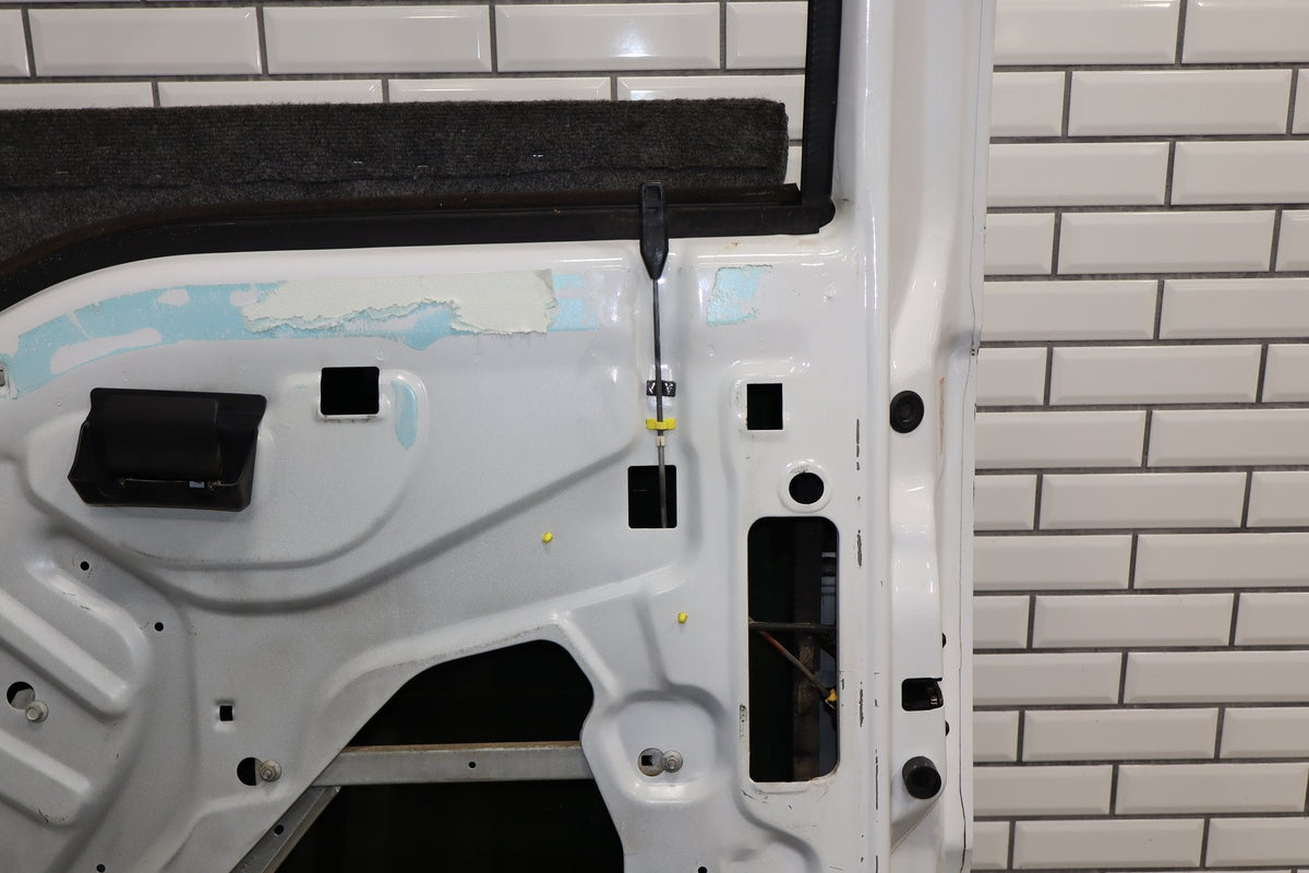 99-04 Ford F250 F350 Super Duty RH Front Door OEM