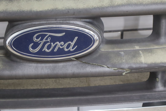 99 - 04 Ford F250 OEM Header Panel with Grill / Lights (See Photos)