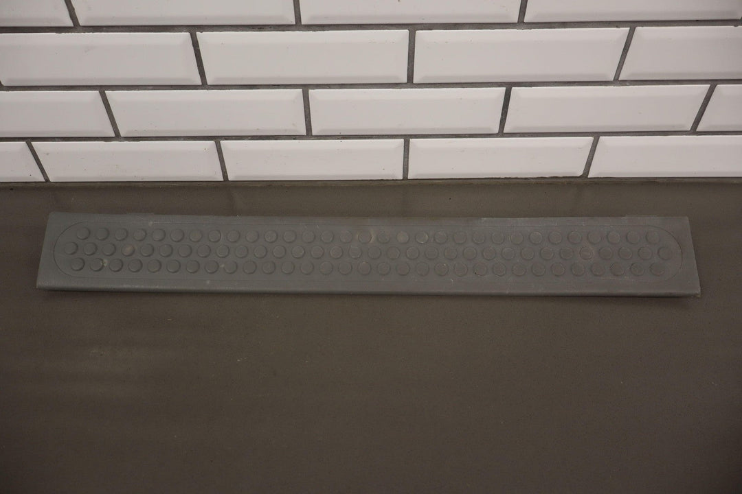 99 - 04 Ford F350 F250 Crew Cab Sill Plate Set (4) Medium Flint 3E