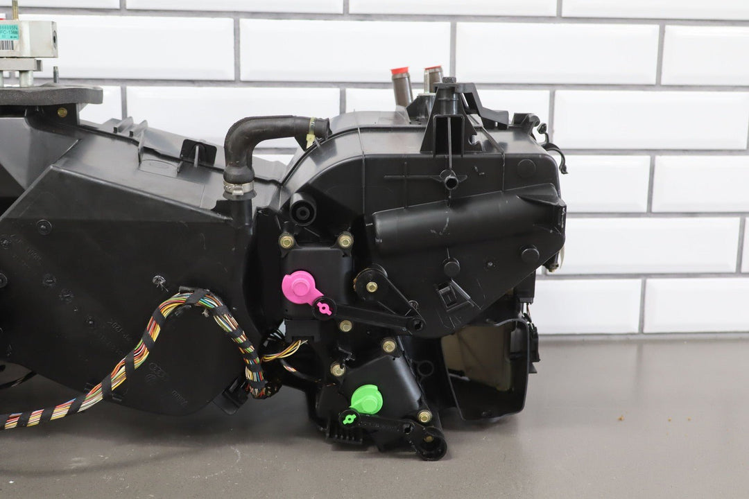 99 - 04 Porsche 986 Boxster 996 911 OEM HVAC Heater Housing (99657301113) Tested