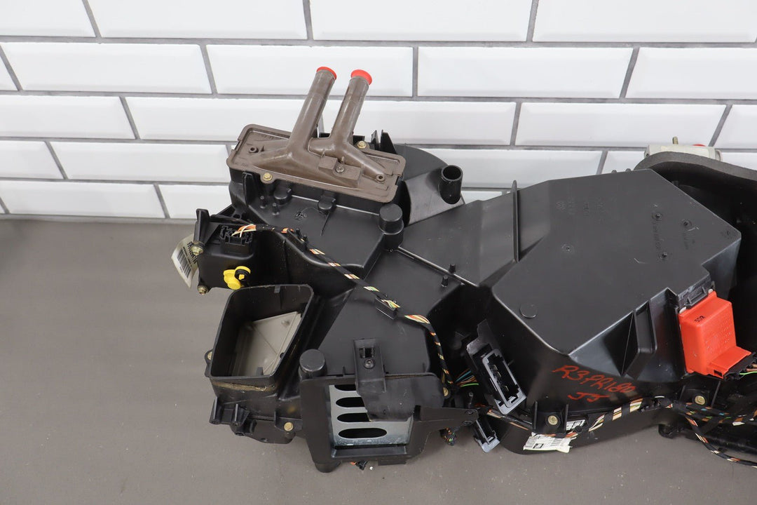 99 - 04 Porsche 986 Boxster 996 911 OEM HVAC Heater Housing (99657301113) Tested