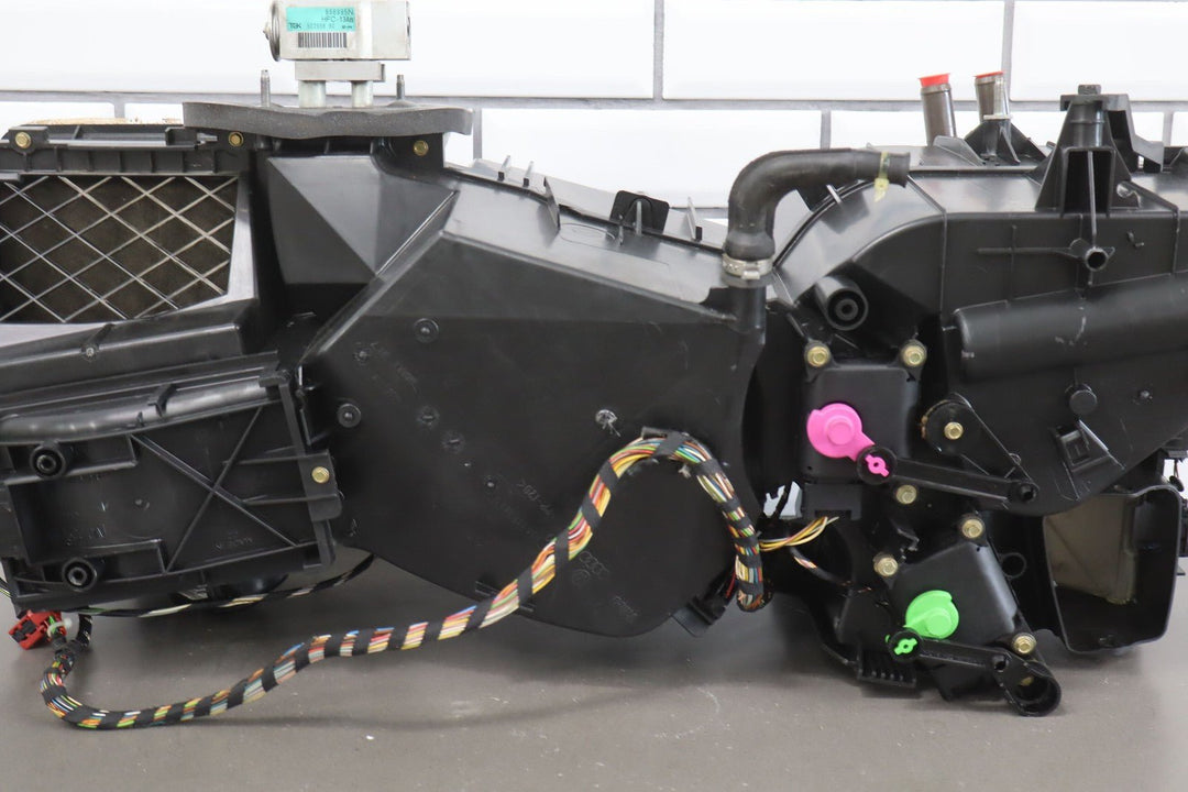 99 - 04 Porsche 986 Boxster 996 911 OEM HVAC Heater Housing (99657301113) Tested