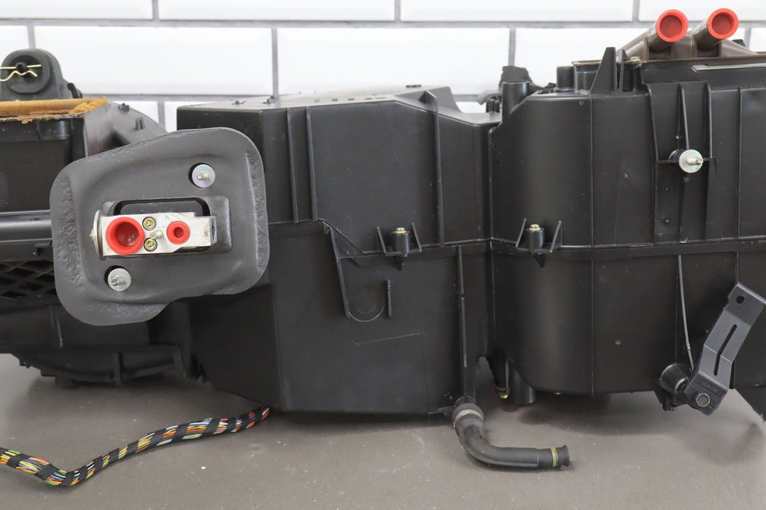 99 - 04 Porsche 986 Boxster 996 911 OEM HVAC Heater Housing (99657301113) Tested