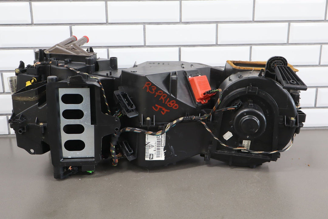 99 - 04 Porsche 986 Boxster 996 911 OEM HVAC Heater Housing (99657301113) Tested