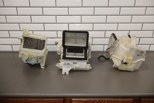 99 - 05 Mazda Miata NB HVAC Heater Housing W/ A/C Actuators & Blower Motor