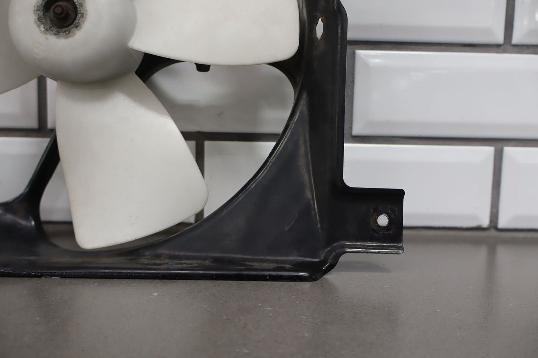 99 - 05 Mazda Miata NB Right RH Engine Cooling Fan W/ Housing