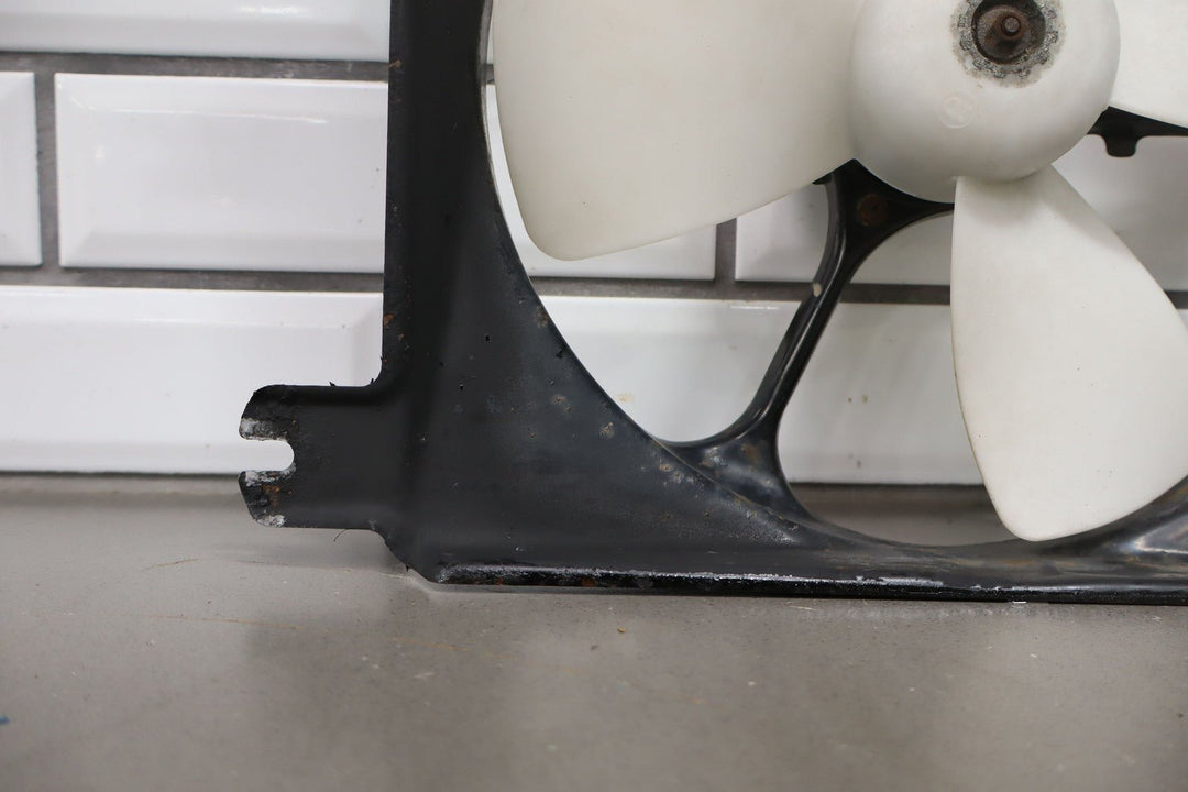 99 - 05 Mazda Miata NB Right RH Engine Cooling Fan W/ Housing