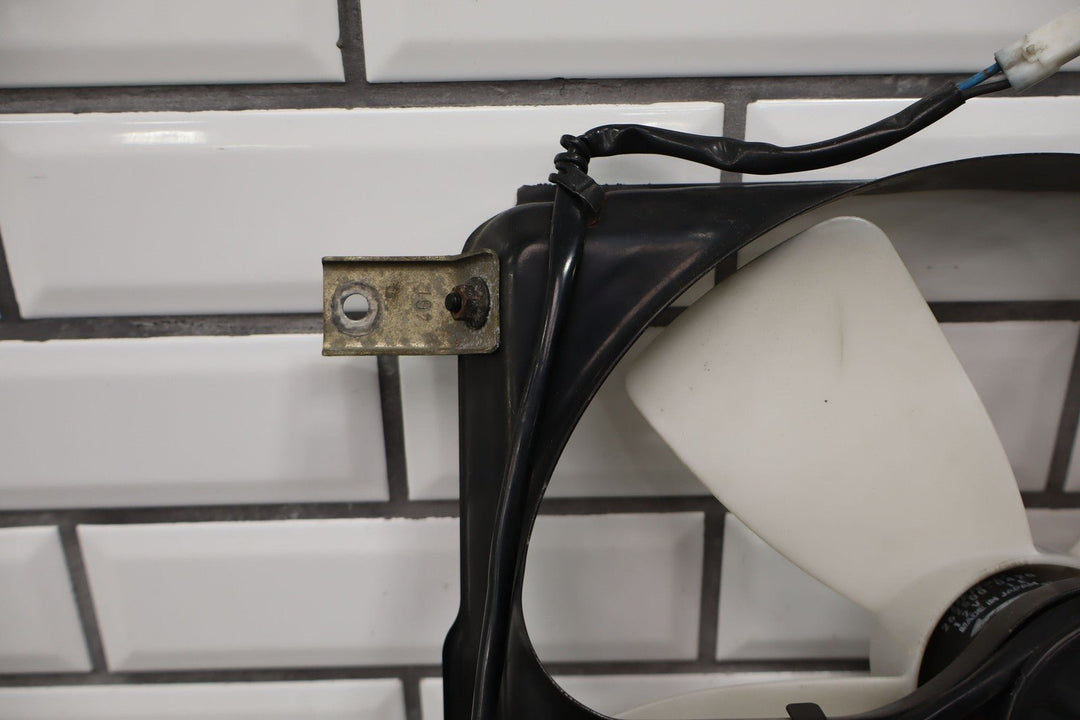 99 - 05 Mazda Miata NB Right RH Engine Cooling Fan W/ Housing