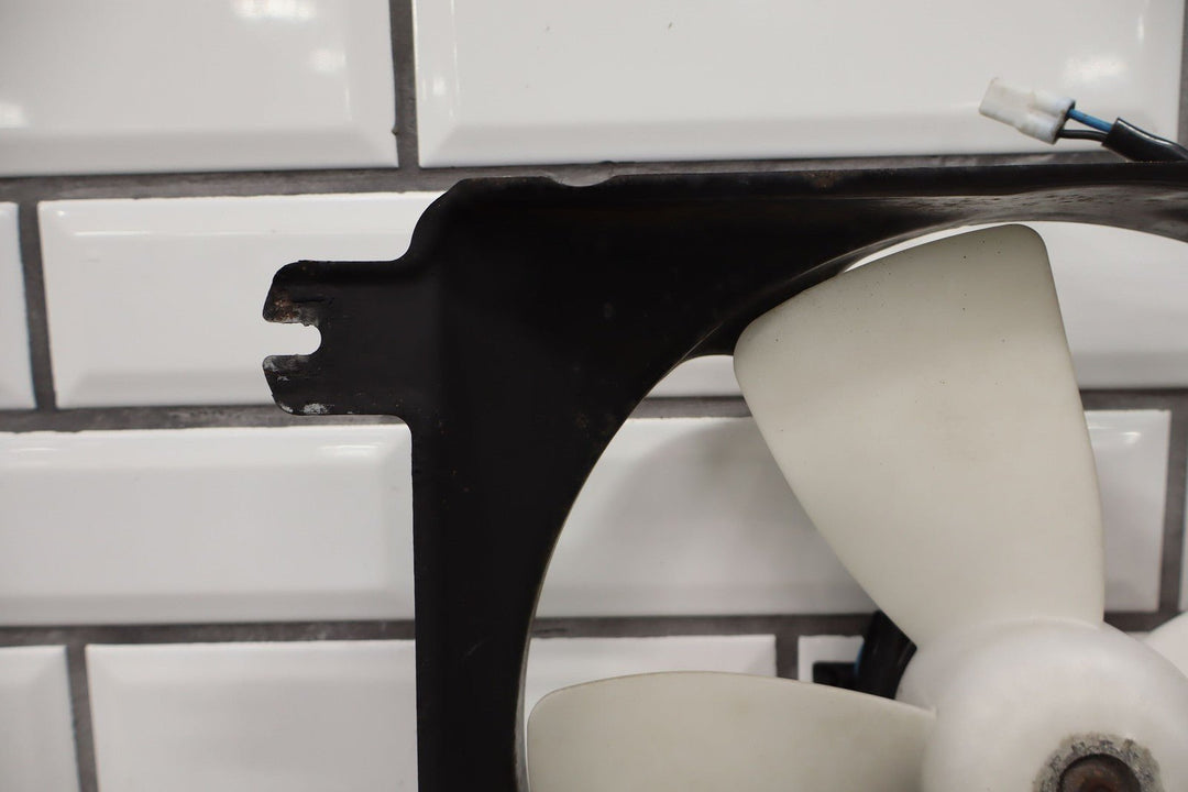 99 - 05 Mazda Miata NB Right RH Engine Cooling Fan W/ Housing