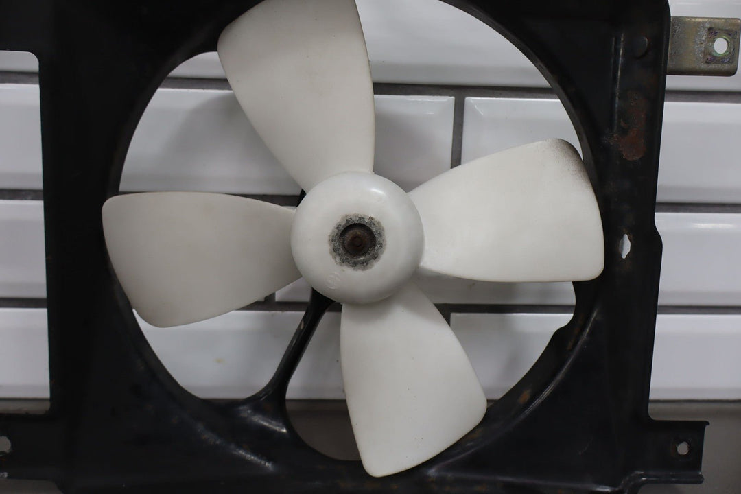 99 - 05 Mazda Miata NB Right RH Engine Cooling Fan W/ Housing