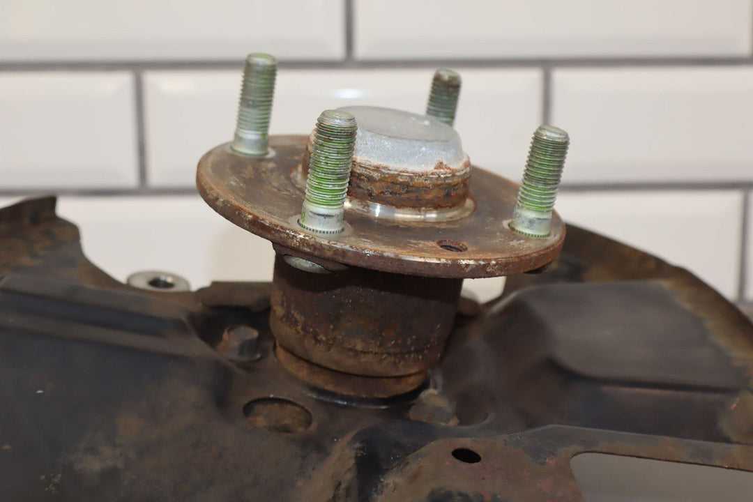 99 - 05 Mazda Miata NB (W/O ABS) LH Left Driver Front Spindle W/Hub OEM