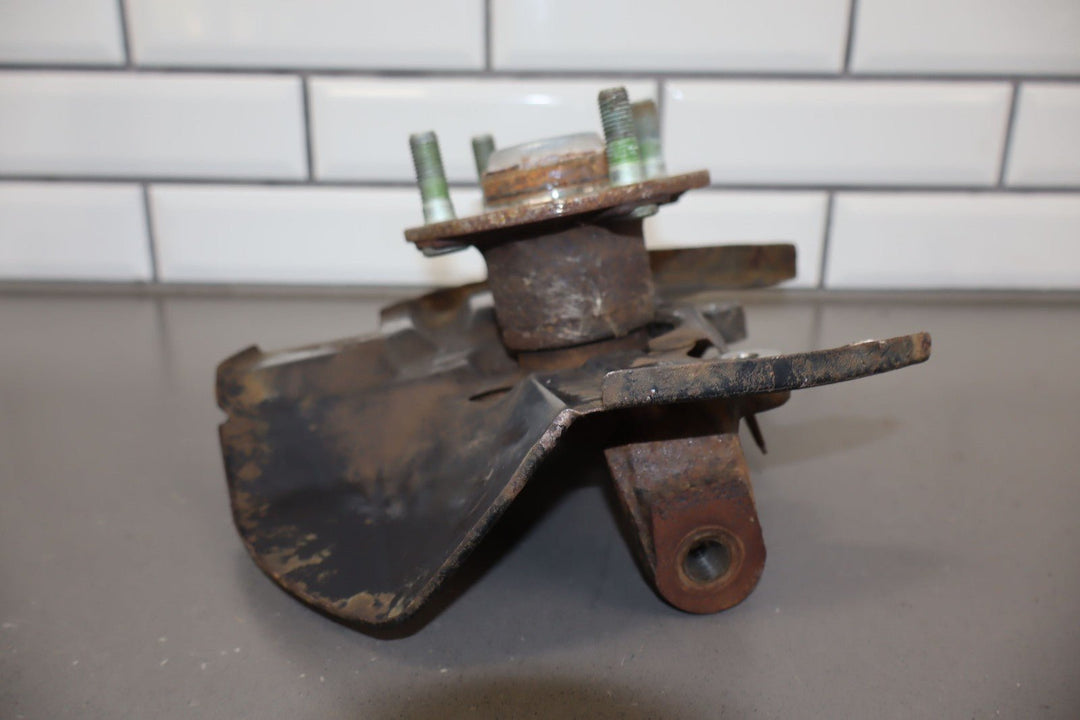 99 - 05 Mazda Miata NB (W/O ABS) RH Right Passenger Front Spindle W/Hub OEM