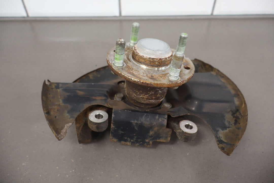 99 - 05 Mazda Miata NB (W/O ABS) RH Right Passenger Front Spindle W/Hub OEM