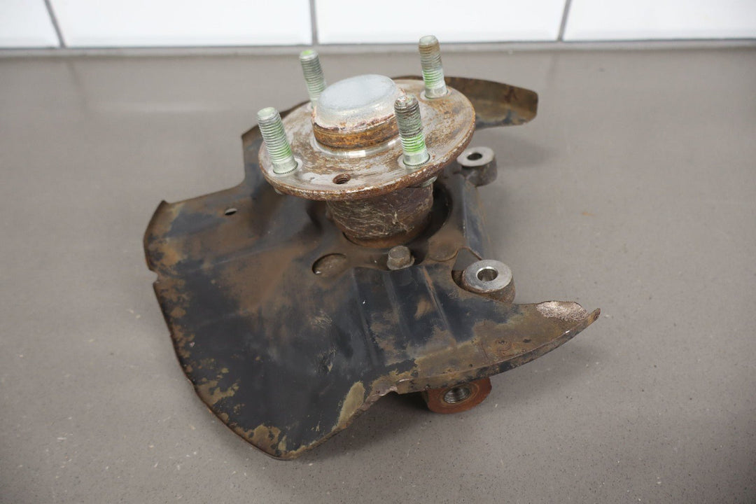 99 - 05 Mazda Miata NB (W/O ABS) RH Right Passenger Front Spindle W/Hub OEM